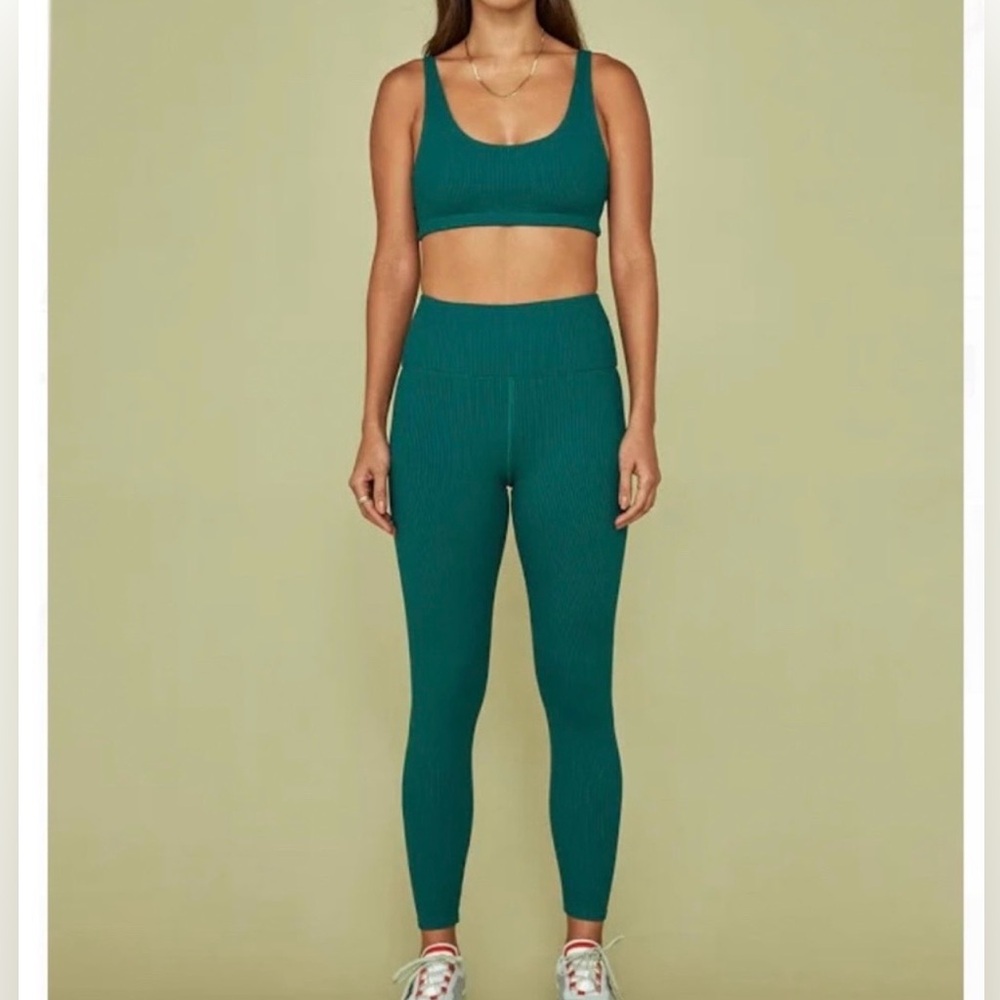 Carbon38 Ribbed 7/8 leggings
